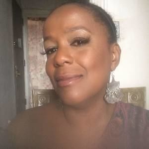 Meet your Posher, Celina